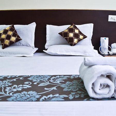 Hotel Ananta Inn Jaipur Ngoại thất bức ảnh